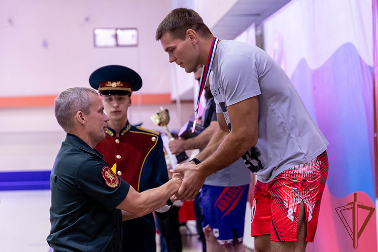 В Росгвардии состоялся чемпионат по комплексному единоборству