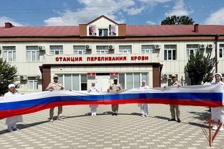 В Росгвардии прошли мероприятия, приуроченные ко Дню Государственного флага Российской Федерации