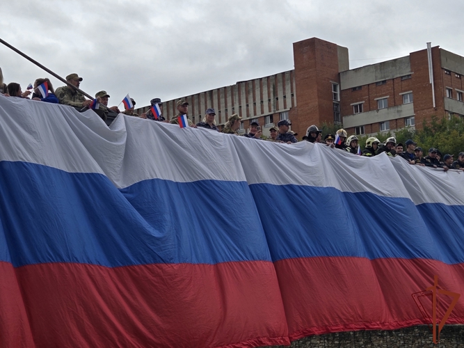 В регионах центральной России росгвардейцы приняли участие в мероприятиях ко Дню Государственного флага