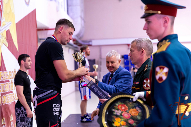 В Росгвардии состоялся чемпионат по комплексному единоборству