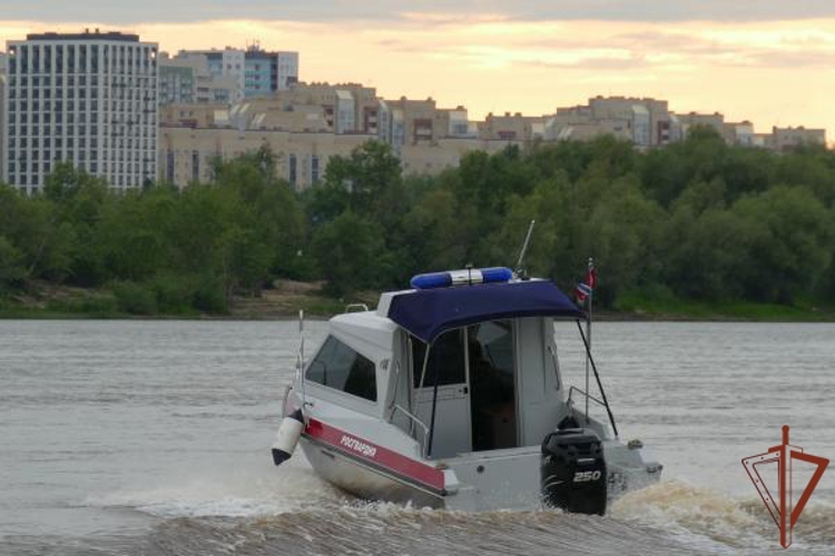 Сотрудники ОМОН Росгвардии пресекли более 30 правонарушений на воде в акватории реки Иртыш