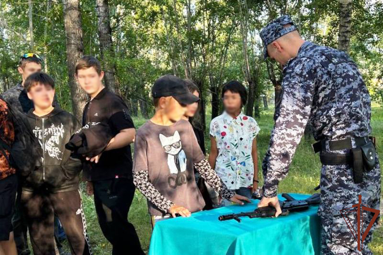 Летняя акция «Каникулы с Росгвардией» продолжается  в Восточном округе  