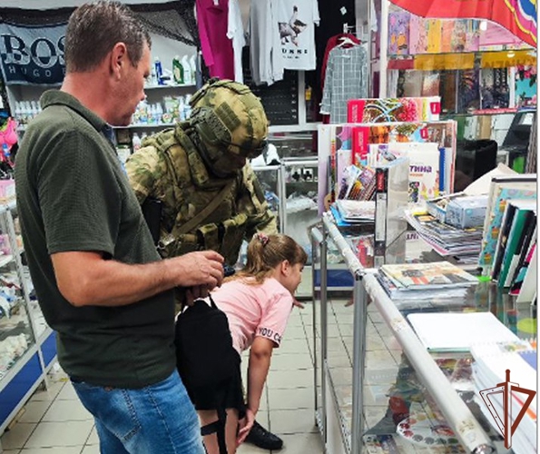 Росгвардейцы помогли подготовиться к школе детям в Запорожской и Херсонской областях (видео)