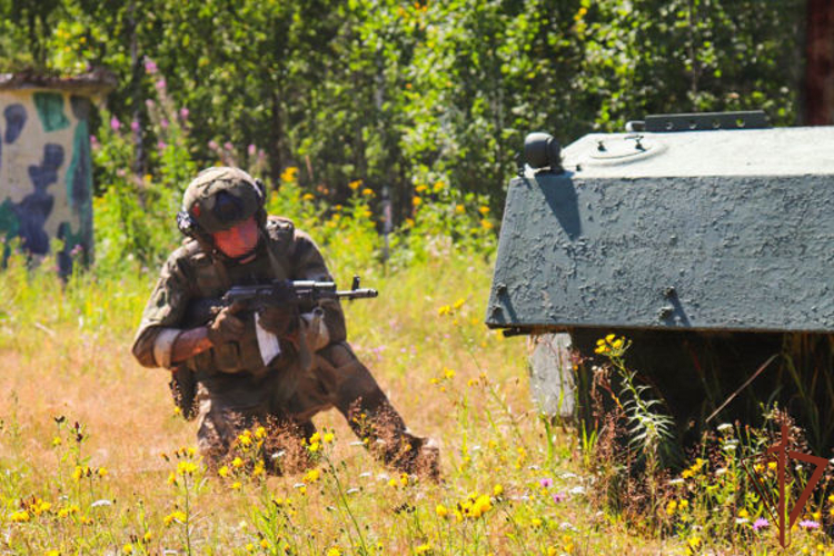 В Марий Эл прошли тактико-специальные соревнования среди спецподразделений, посвященные памяти погибшего бойца СОБР