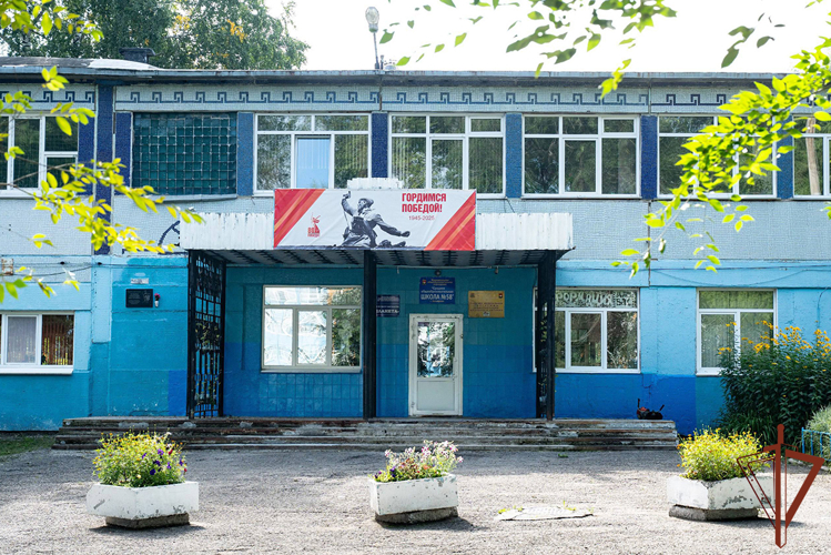 Кемеровской школе присвоено имя героя войск правопорядка