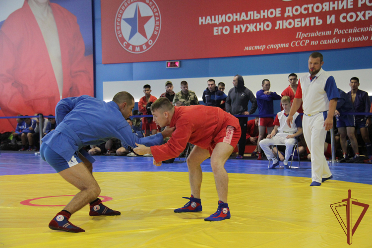 Чемпионат Сибирского ордена Жукова округа Росгвардии по самбо и боевому самбо впервые прошел в Кузбассе