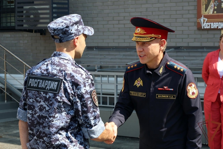 Генерал-полковник полиции Анатолий Маликов открыл новый многофункциональный комплекс Росгвардии в Анапе (видео)