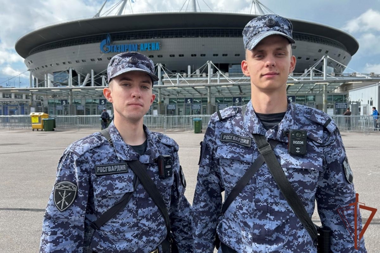 В Санкт-Петербурге Росгвардия обеспечила правопорядок при проведении футбольного матча РПЛ