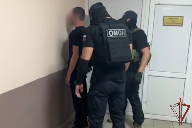 В  Ростовской области при содействии Росгвардии задержан подозреваемый в пособничестве мошенникам 