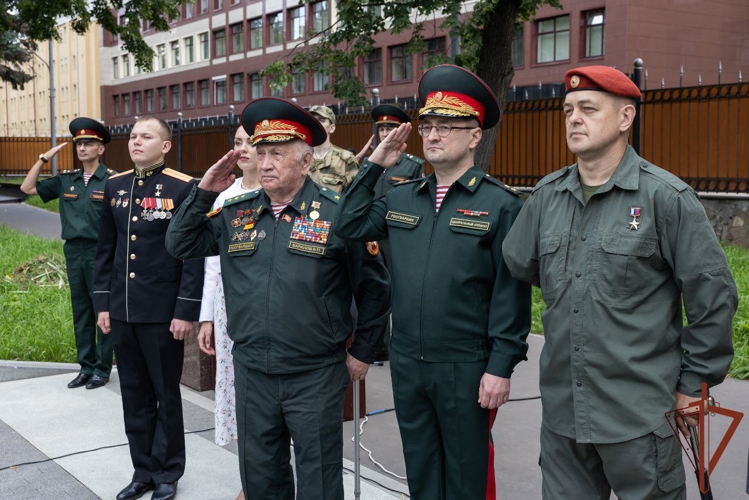При поддержке Росгвардии стартовал патриотический сбор «Ратники Отечества. Зайцева гора – 2025» 