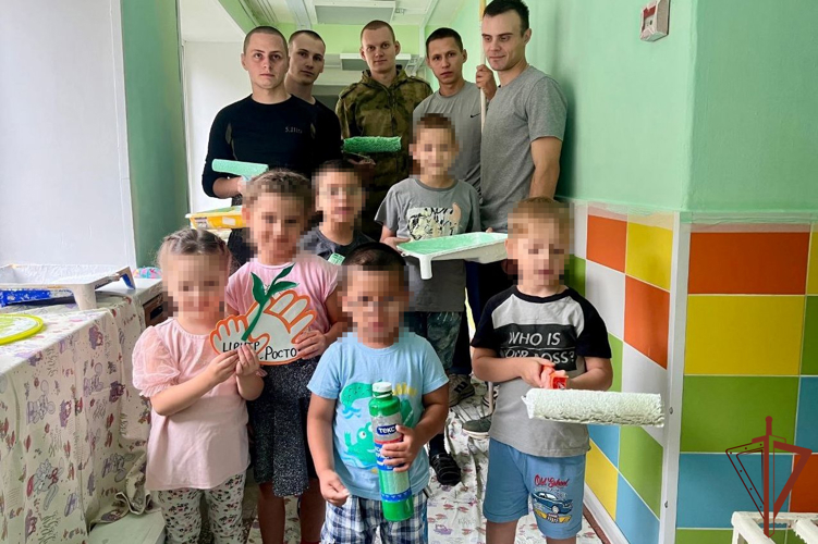 Помощь подшефному детскому дому оказали росгвардейцы в Томске
