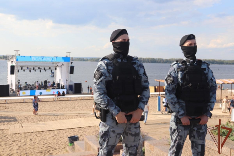 Росгвардия обеспечила безопасность фестиваля набережных «ВолгаФест» в Самаре 