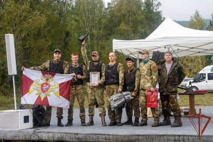 На Урале росгвардейцы приняли участие в военно-патриотических мероприятиях