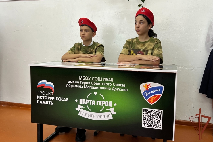 Мемориальная доска и «Парта Героя» памяти Героя России Марата Тибилова открыты в одной из школ Владикавказа