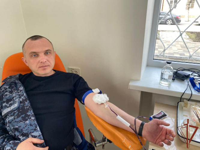 В Карачаево-Черкесии росгвардейцы поддержали донорскую акцию «От сердца к сердцу»