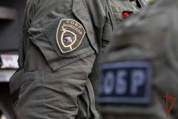 В Саратове при содействии спецназа Росгвардии пресечена деятельность, связанная с незаконным оборотом наркотических средств