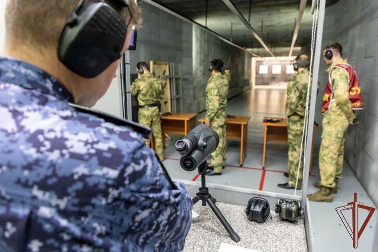 Чемпионат по военно-спортивному многоборью начался в Центральном аппарате Росгвардии