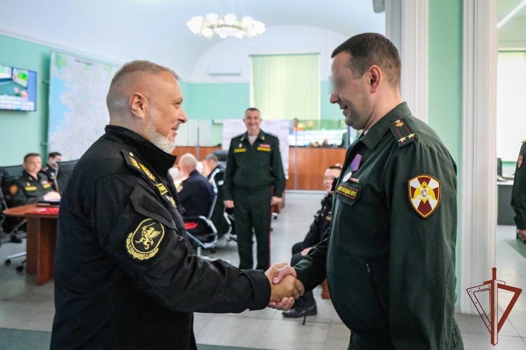 Генерал-полковник Алексей Воробьёв проверил подготовку к Единому дню голосования в Северо-Западном округе Росгвардии