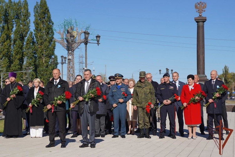 В Курске росгвардейцы приняли участие в памятных мероприятиях ко Дню города