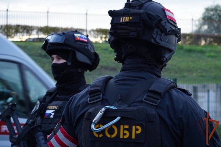 В Кузбассе спецподразделение Росгвардии обеспечило силовую поддержку операции «Анаконда»