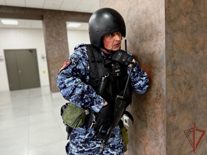 Межведомственные учения с участием Росгвардии прошли в регионах Сибири 