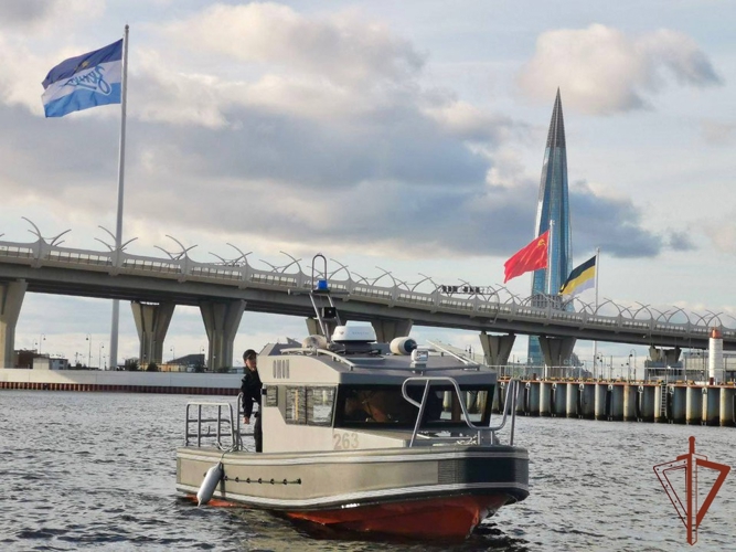 Петербургские росгвардейцы обеспечили безопасность матча РПЛ 