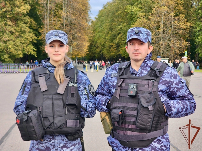 Петербургские росгвардейцы обеспечили безопасность матча РПЛ 