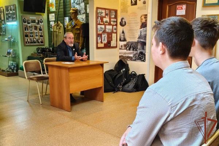 Профориентационные мероприятия с участием Росгвардии прошли в регионах Сибири