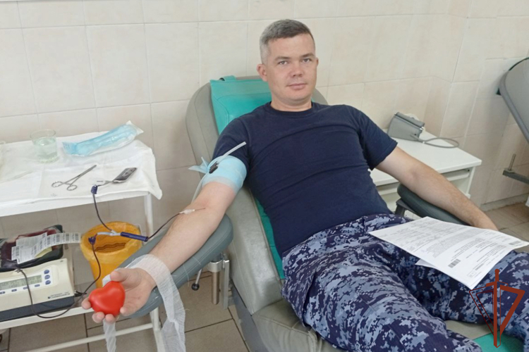 К акции «От сердца к сердцу» присоединились росгвардейцы с Урала 