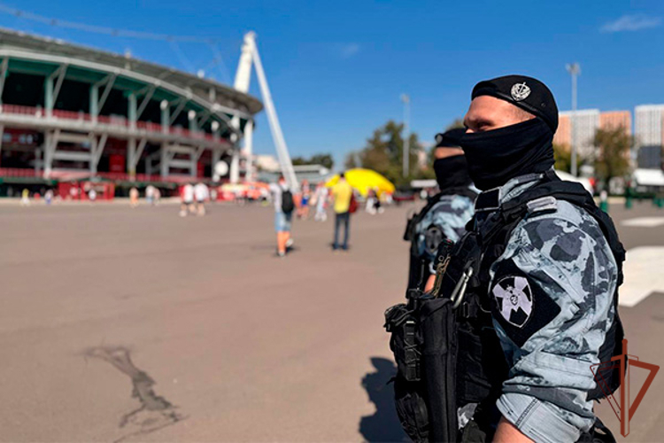 Безопасность матча РПЛ в Москве обеспечили сотрудники и военнослужащие Росгвардии