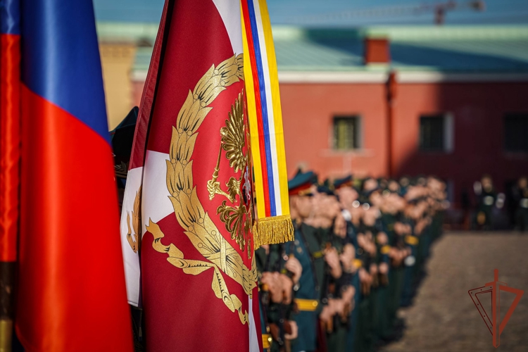 Генерал-полковник Алексей Воробьёв поздравил первокурсников Военной академии Росгвардии с принятием Военной присяги (видео)