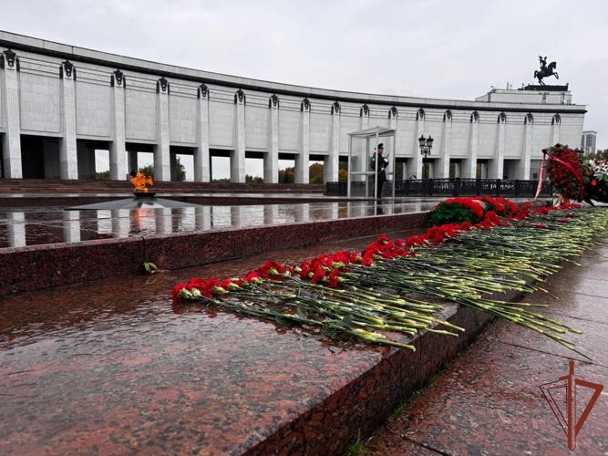 «Один день с Росгвардией» прошёл на Поклонной горе в Москве (видео)