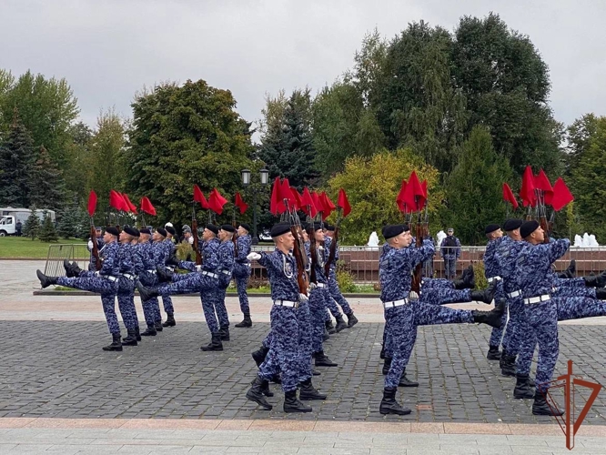 «Один день с Росгвардией» прошёл на Поклонной горе в Москве (видео)