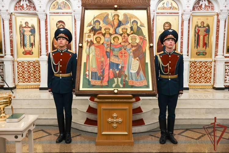 В храм Святого равноапостольного Великого князя Владимира передана икона святых покровителей отрядов специального назначения ведомства (видео)