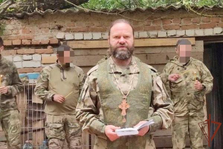 Военный священник посетил подразделения Росгвардии в Курской области