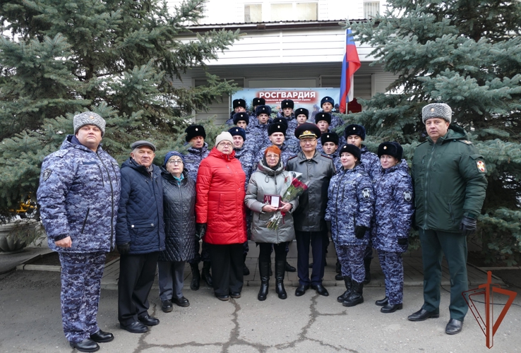 Орден Мужества передан матери росгвардейца, погибшего при исполнении служебного долга в ДНР