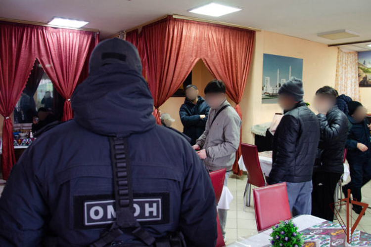 В Пензе при содействии спецназа Росгвардии прошел миграционный рейд
