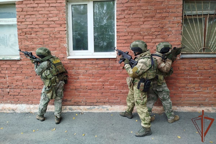 В Челябинской области при содействии СОБР Росгвардии задержаны подозреваемые в хулиганстве