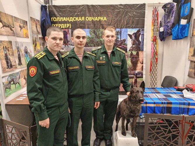 Курсанты Пермского военного института Росгвардии посетили кинологический фестиваль