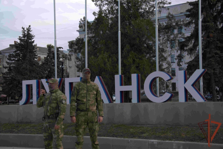Росгвардейцы обеспечили безопасность и правопорядок во время мероприятий, посвящённых воссоединению Донбасса и Новороссии с Россией