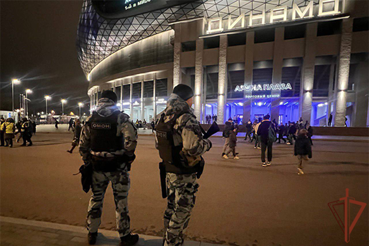 Военнослужащие и сотрудники Росгвардии обеспечили безопасность матча КХЛ в Москве