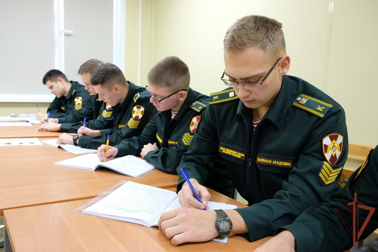 Курсанты Военной академии Росгвардии прошли стажировку в Дагестане