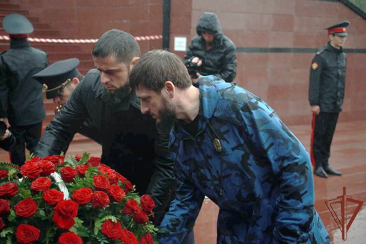 Заместитель командующего ОГВ(с) принял участие в открытии военно-патриотических игр в Грозном