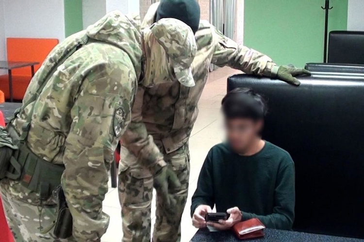 При силовой поддержке ОМОН Росгвардии в Кузбассе прошел рейд по выявлению нарушений миграционного законодательства