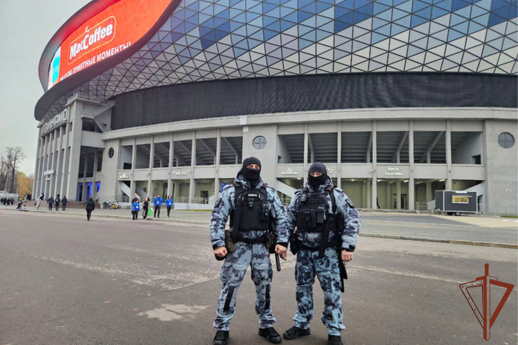 В Москве Росгвардия обеспечила безопасность хоккейного матча 