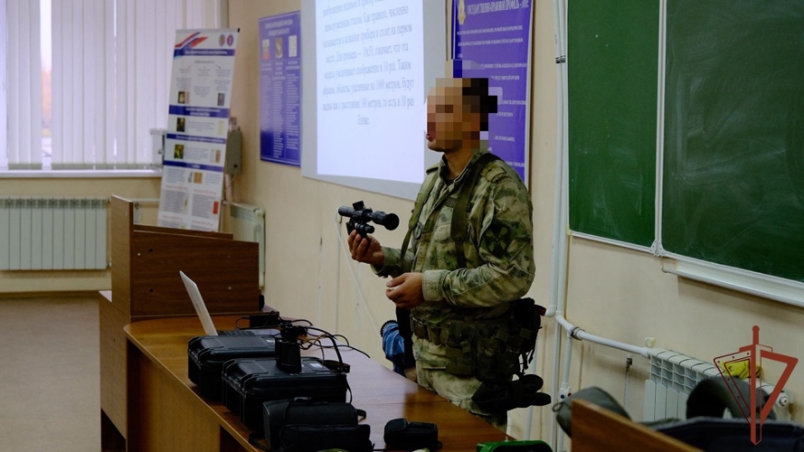  Патриотические встречи с молодёжью организовала Росгвардия в регионах Центральной России