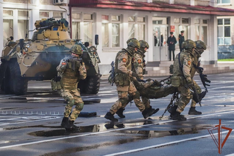 Более 400 кадетов и школьников стали гостями дня открытых дверей в Военной академии Росгвардии