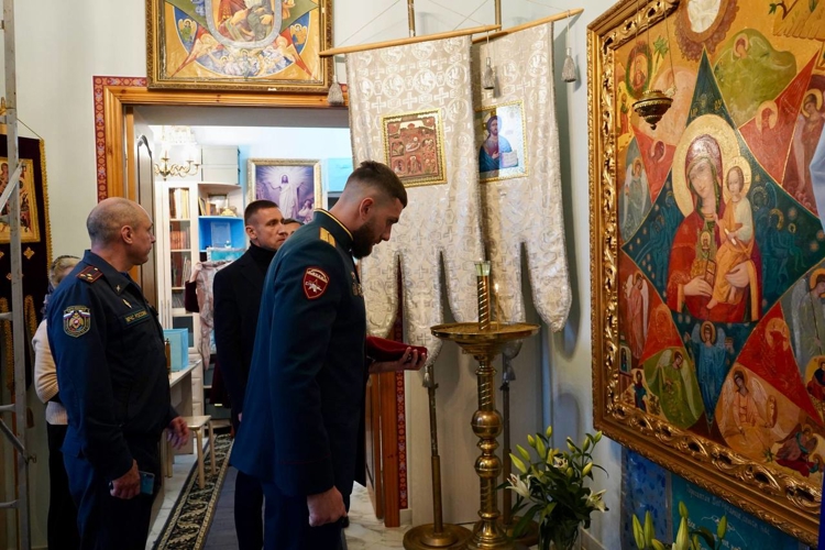 В Главном управлении МЧС России по городу Москве состоялась встреча с офицером Росгвардии – участником специальной военной операции