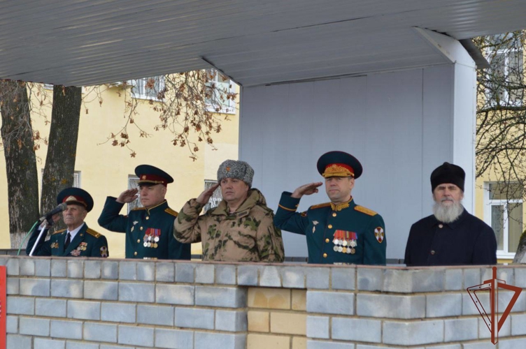 Личному составу саровского соединения Росгвардии представлен новый командир