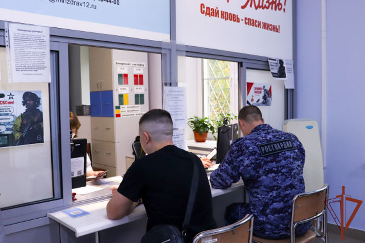 Сотрудники Росгвардии пополнили банк крови медучреждений Йошкар-Олы